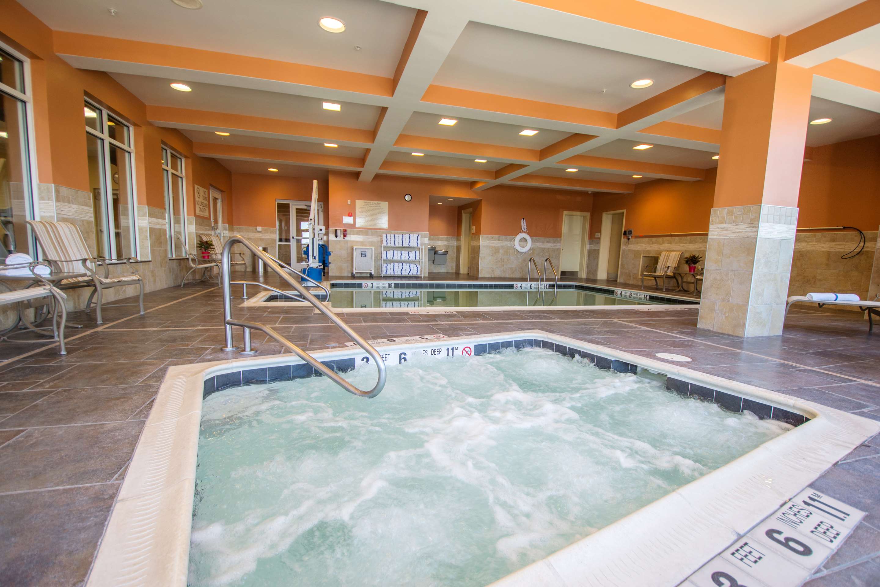 Pool | Hilton Garden Inn Watertown/Thousand Islands