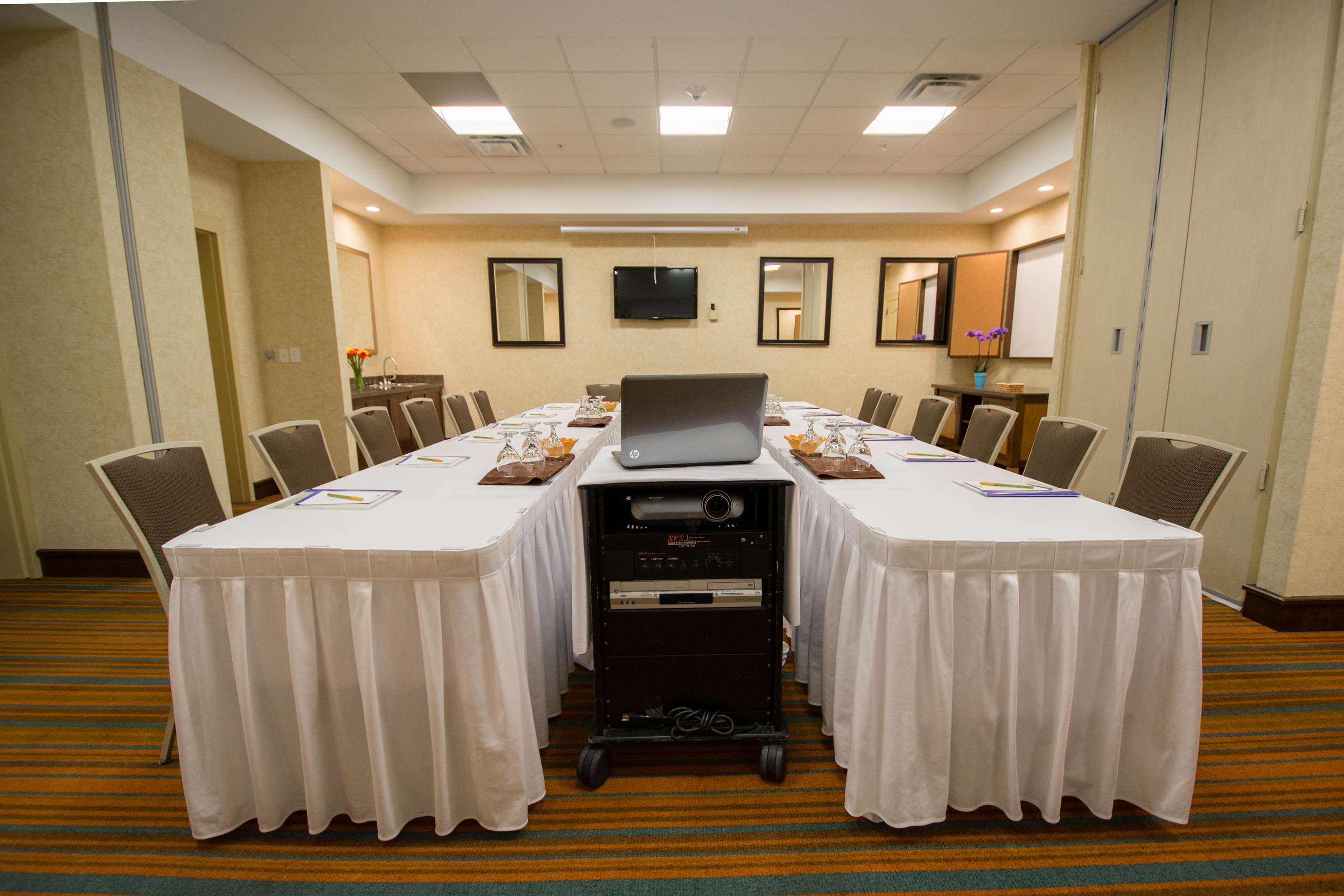Meeting Room | Hilton Garden Inn Watertown/Thousand Islands