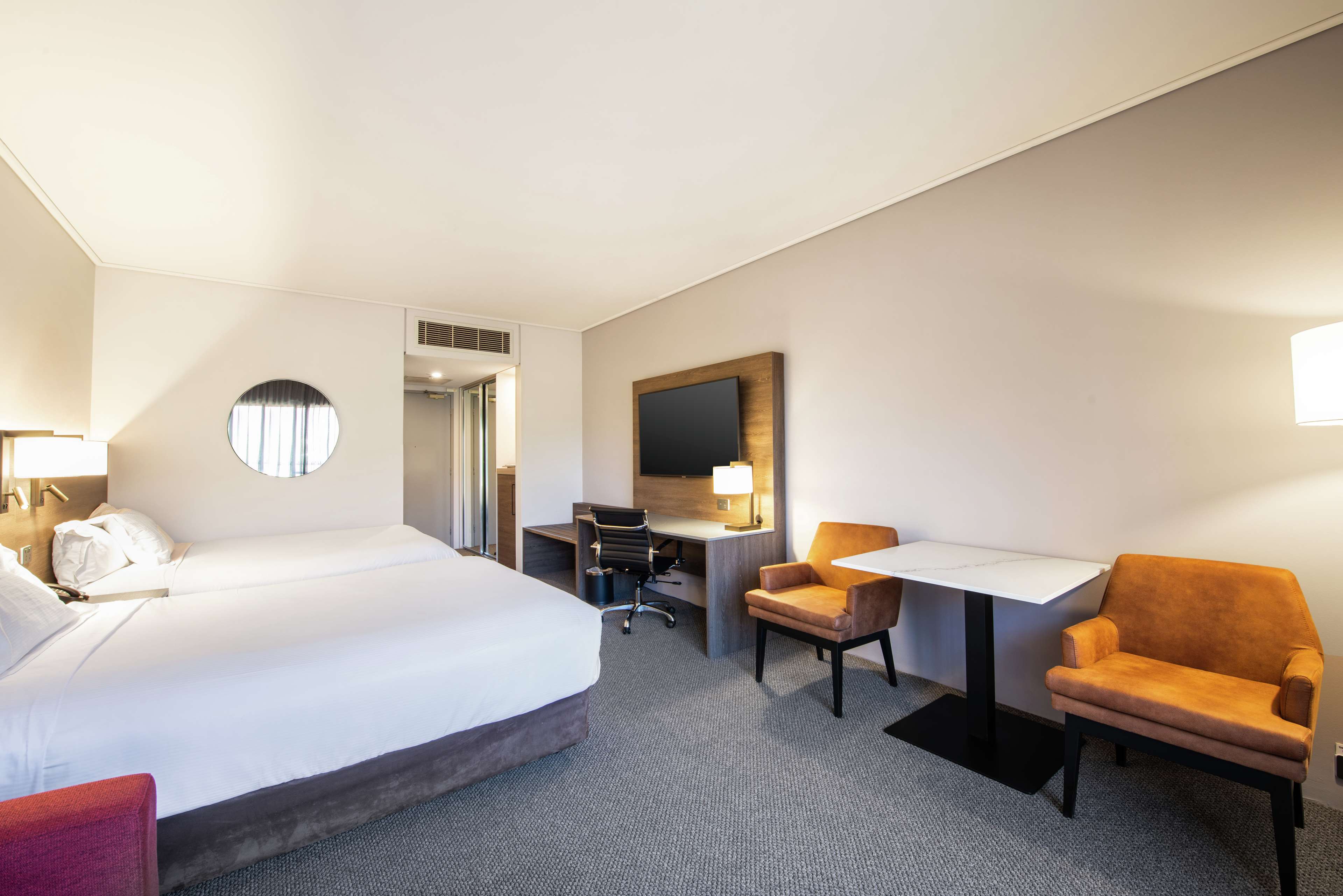 DoubleTree by Hilton Alice Springs Room Type - 2 DOUBLE DELUXE MTN VIEW