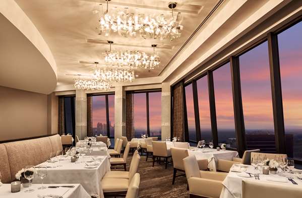 Restaurant - Hilton Hotel Downtown Atlanta - I-75 & I-85, Exit 249A & 249B