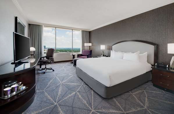  - Hilton Hotel Downtown Atlanta - I-75 & I-85, Exit 249A & 249B
