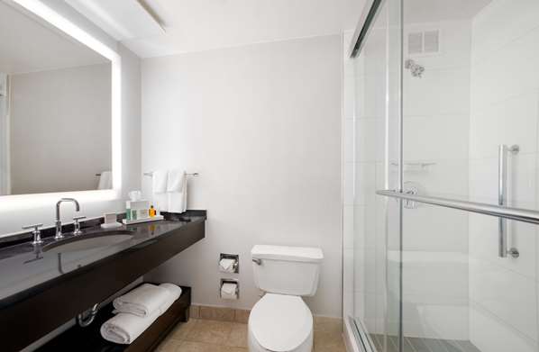  - Hilton Hotel Downtown Atlanta - I-75 & I-85, Exit 249A & 249B