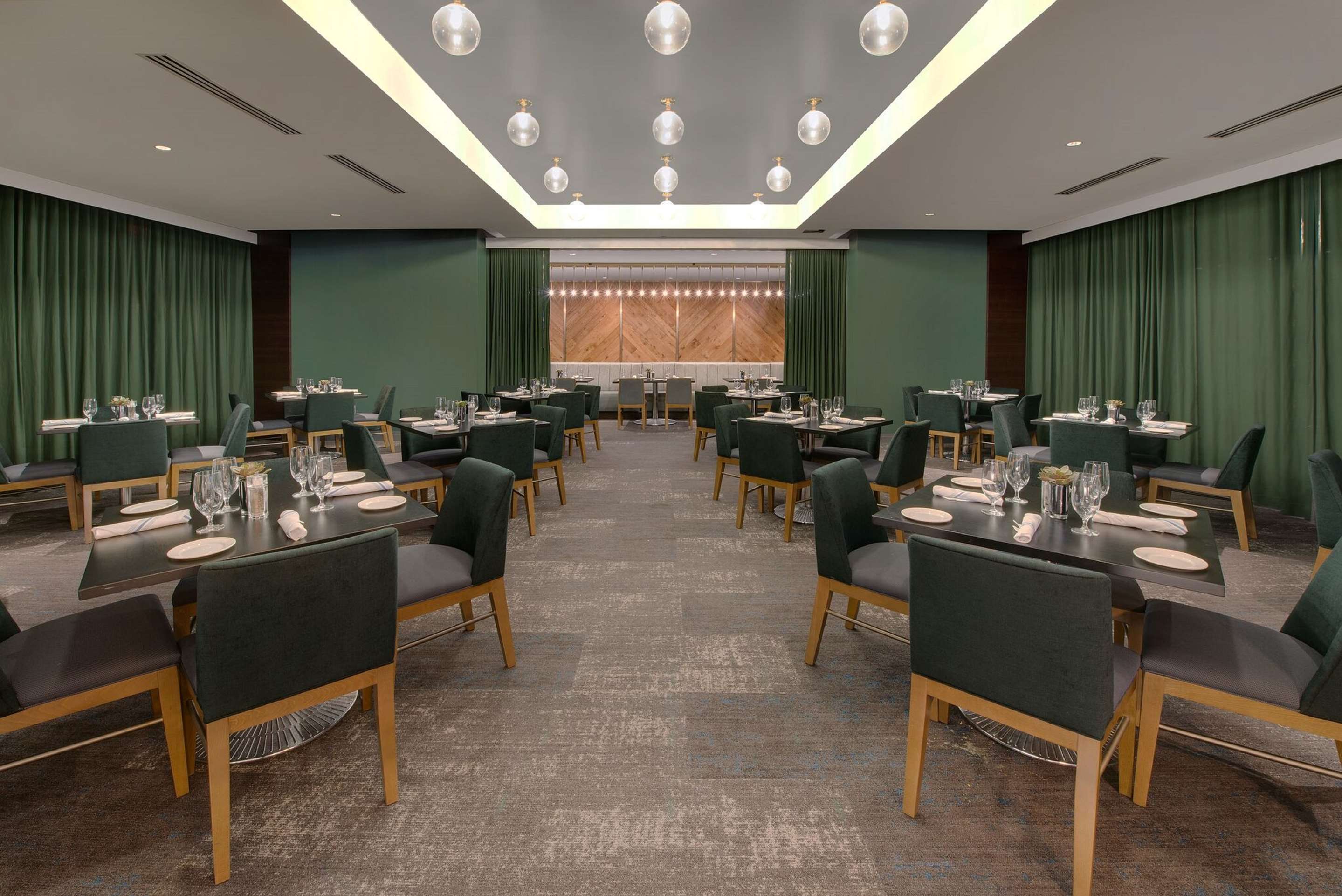 Restaurant | Hilton Atlanta