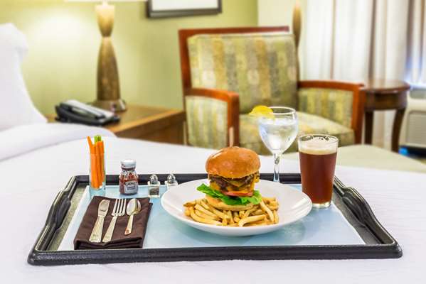 Restaurant - Hilton Garden Inn Windward Alpharetta