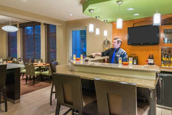 Bar - Hilton Garden Inn Windward Alpharetta