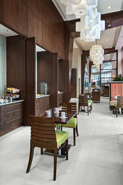 Amenities - Hilton Garden Inn Midtown Atlanta - I-75 & I-85, Exit 250