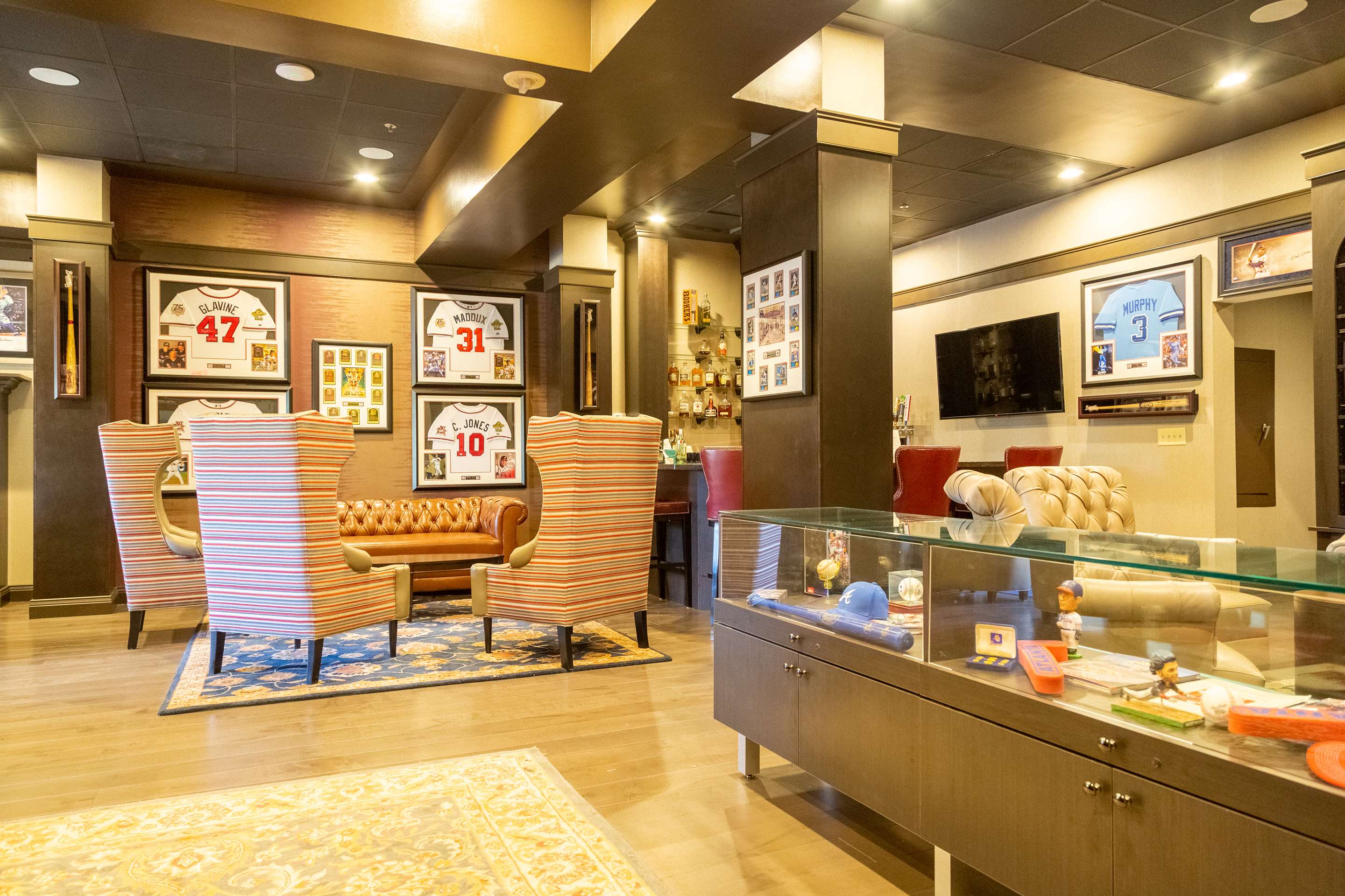 BarLounge | Doubletree Suites by Hilton at The Battery Atlanta