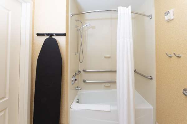  - Hampton Inn Sugarloaf Parkway Lawrenceville - I-85, Exit 107