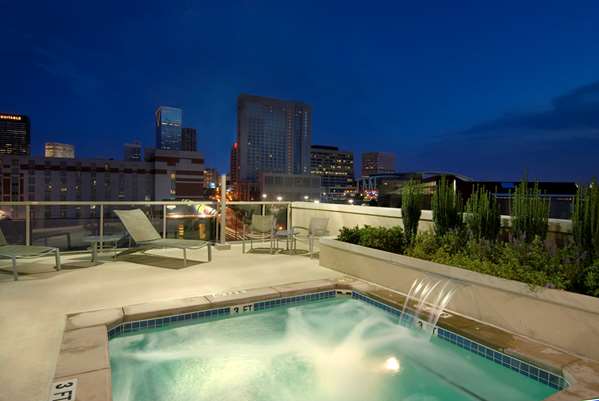 Pool - Hilton Garden Inn Downtown Atlanta - I-75 & I-85, Exit 249B & 249C