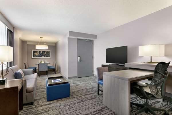  - Embassy Suites Centennial Olympic Park Atlanta - I-75 & I-85, Exit 249B & 249C