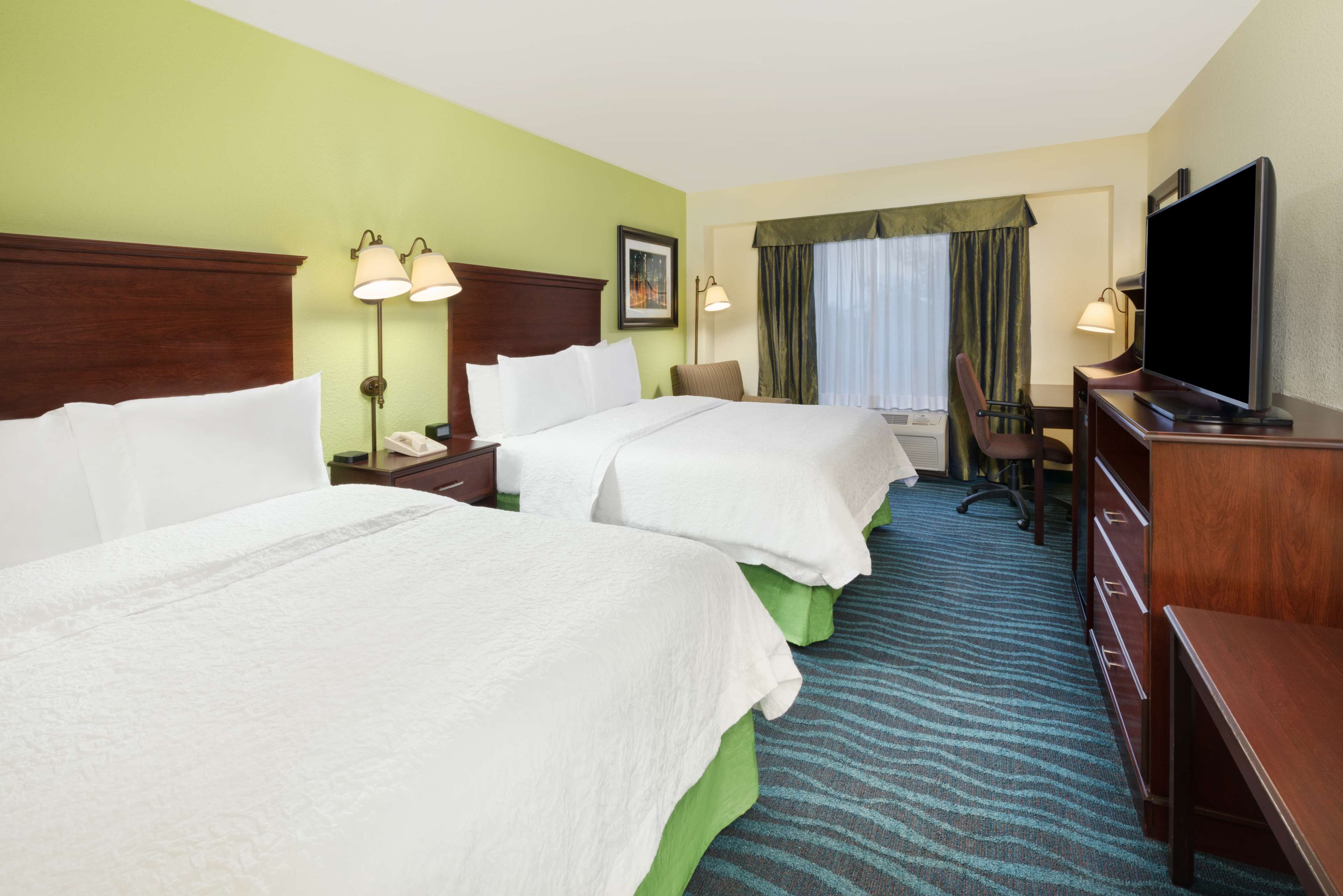 Hampton Inn - Atlanta Perimeter Center Room Type - 2 QUEEN BEDS NONSMOKING