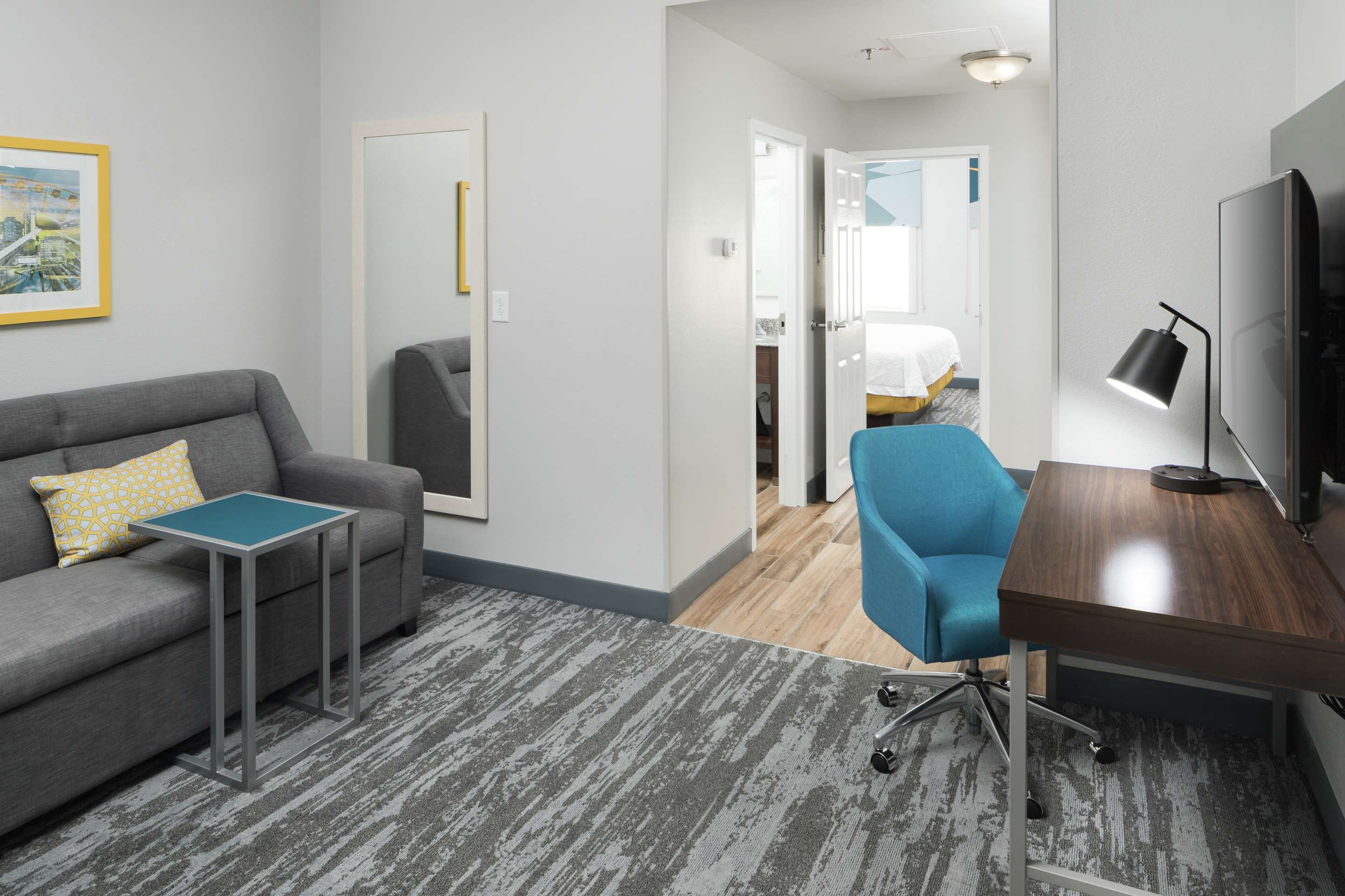 Guest room
