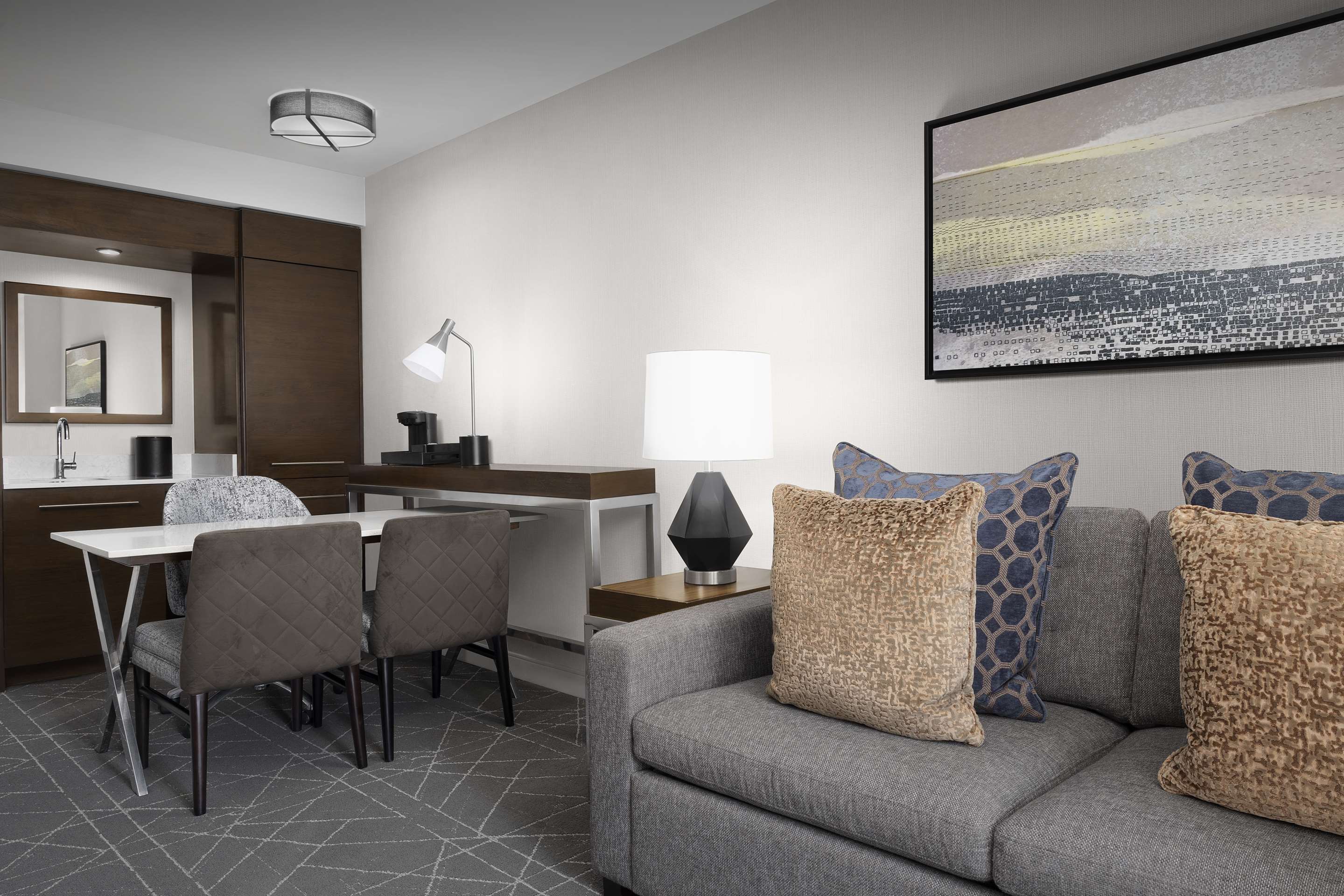 Guest room