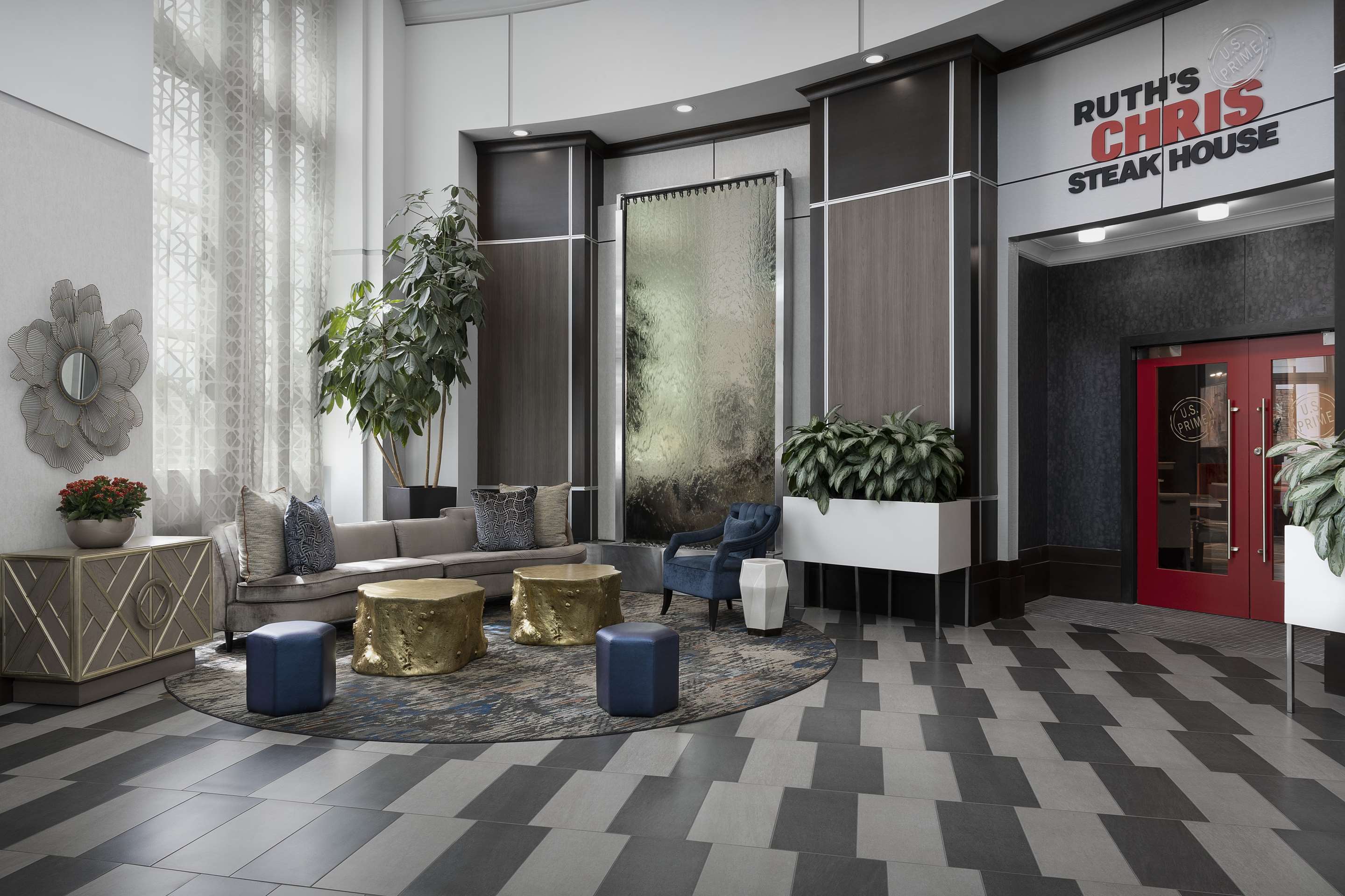 Lobby | Embassy Suites Atlanta - Kennesaw Town Center