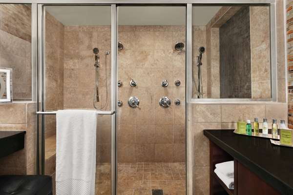  - DoubleTree by Hilton Tucker - I-285, Exit 37