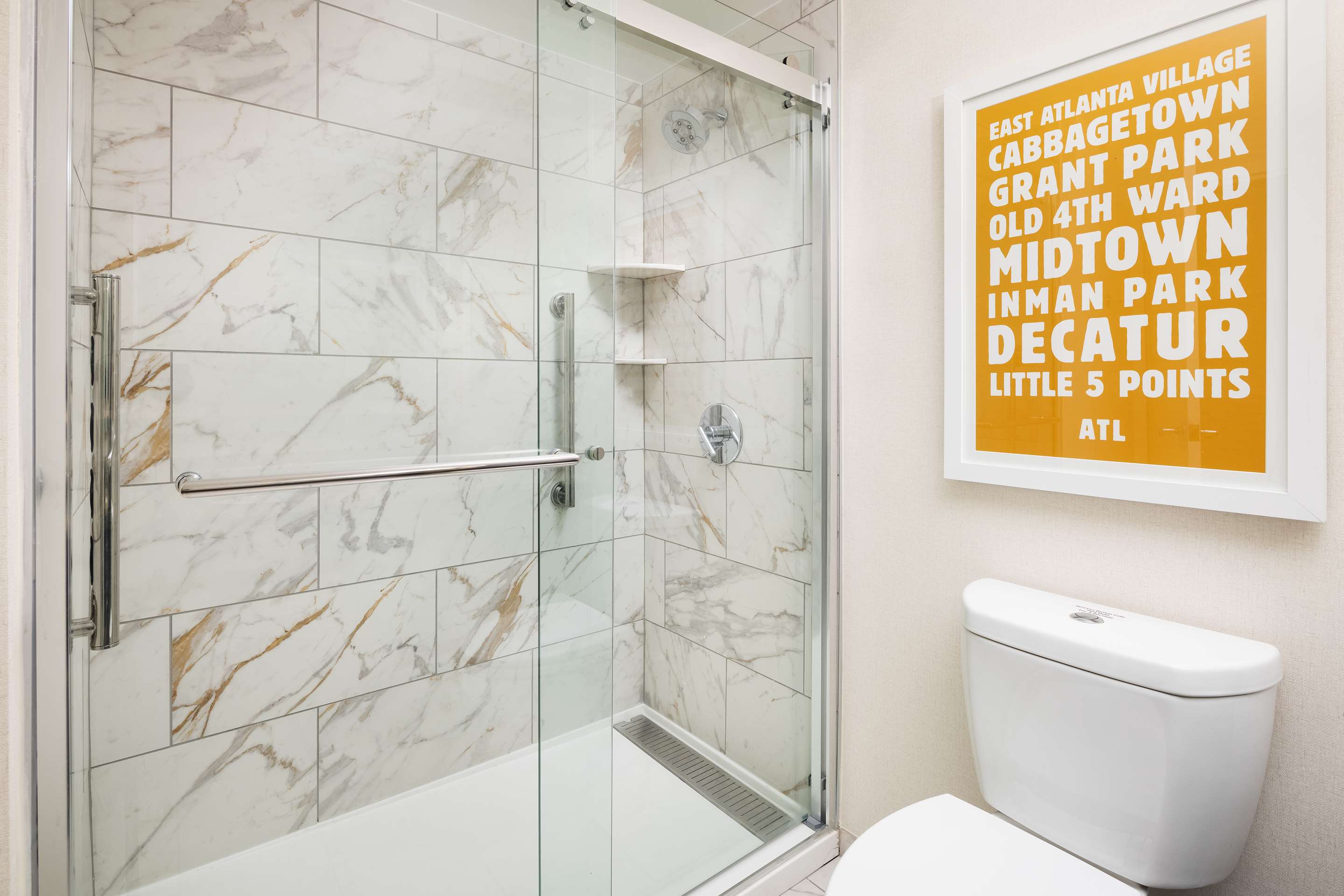 Guest room bath