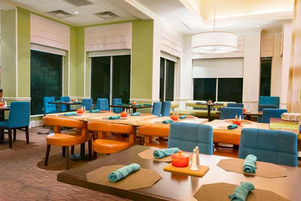 Restaurant - Hilton Garden Inn Northpoint Alpharetta
