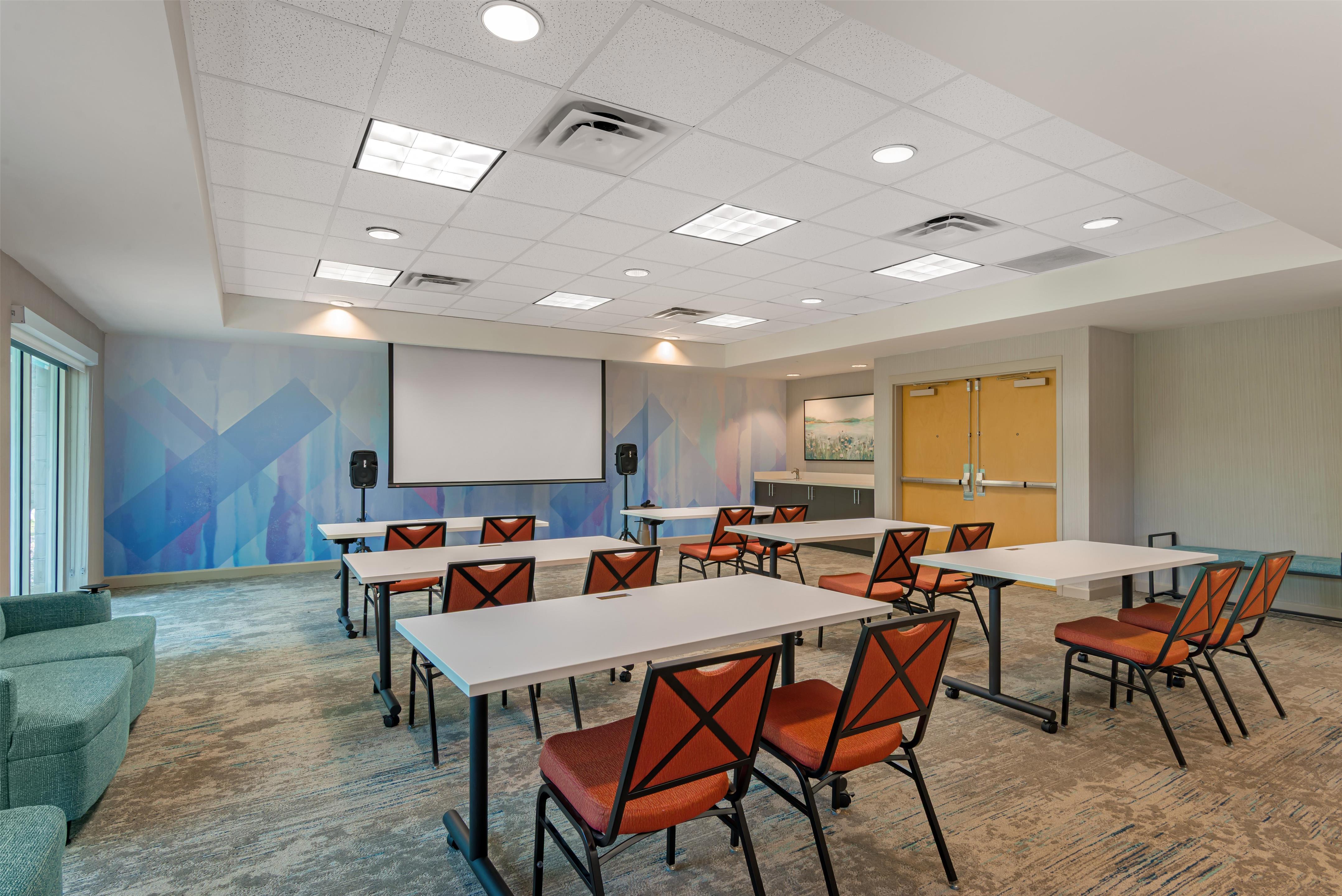 Meeting Room | Hilton Garden Inn Atlanta Northpoint