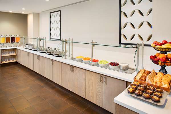 Amenities - Hilton Suites Perimeter Atlanta