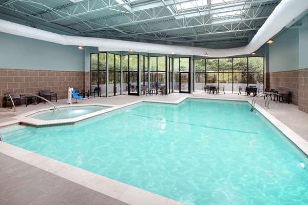 Pool - Embassy Suites Perimeter Atlanta