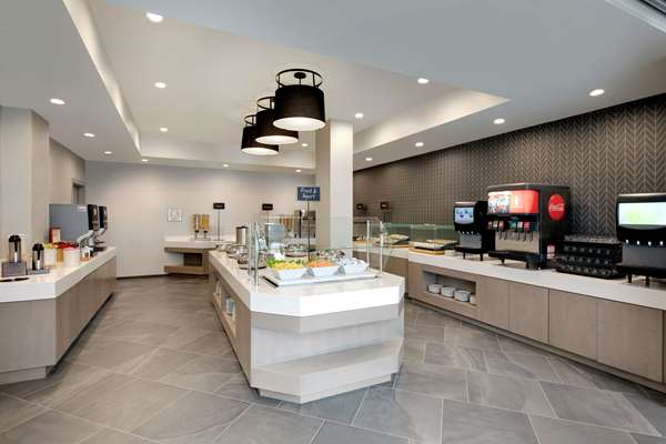 Amenities - Embassy Suites Perimeter Atlanta