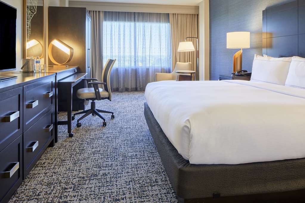DoubleTree by Hilton Atlanta - Roswell Room Type - 1KG MOB HEAR ACC RI-SHW