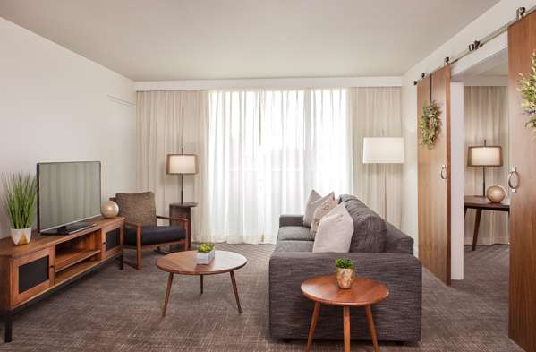  - DoubleTree by Hilton Hotel Northwest Atlanta - I-75, Exit 260