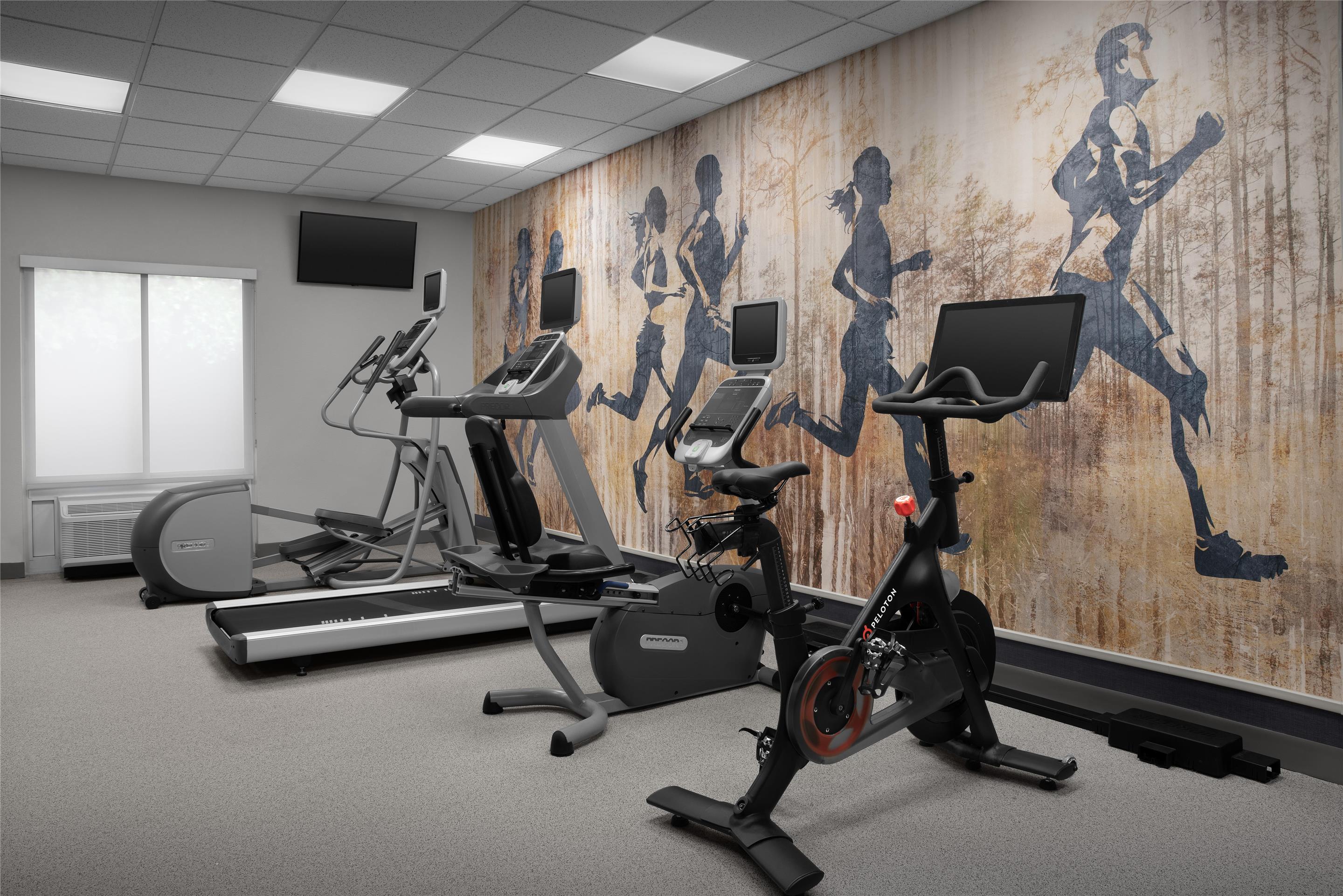 Health club fitness center gym | Hilton Garden Inn Auburn/Opelika