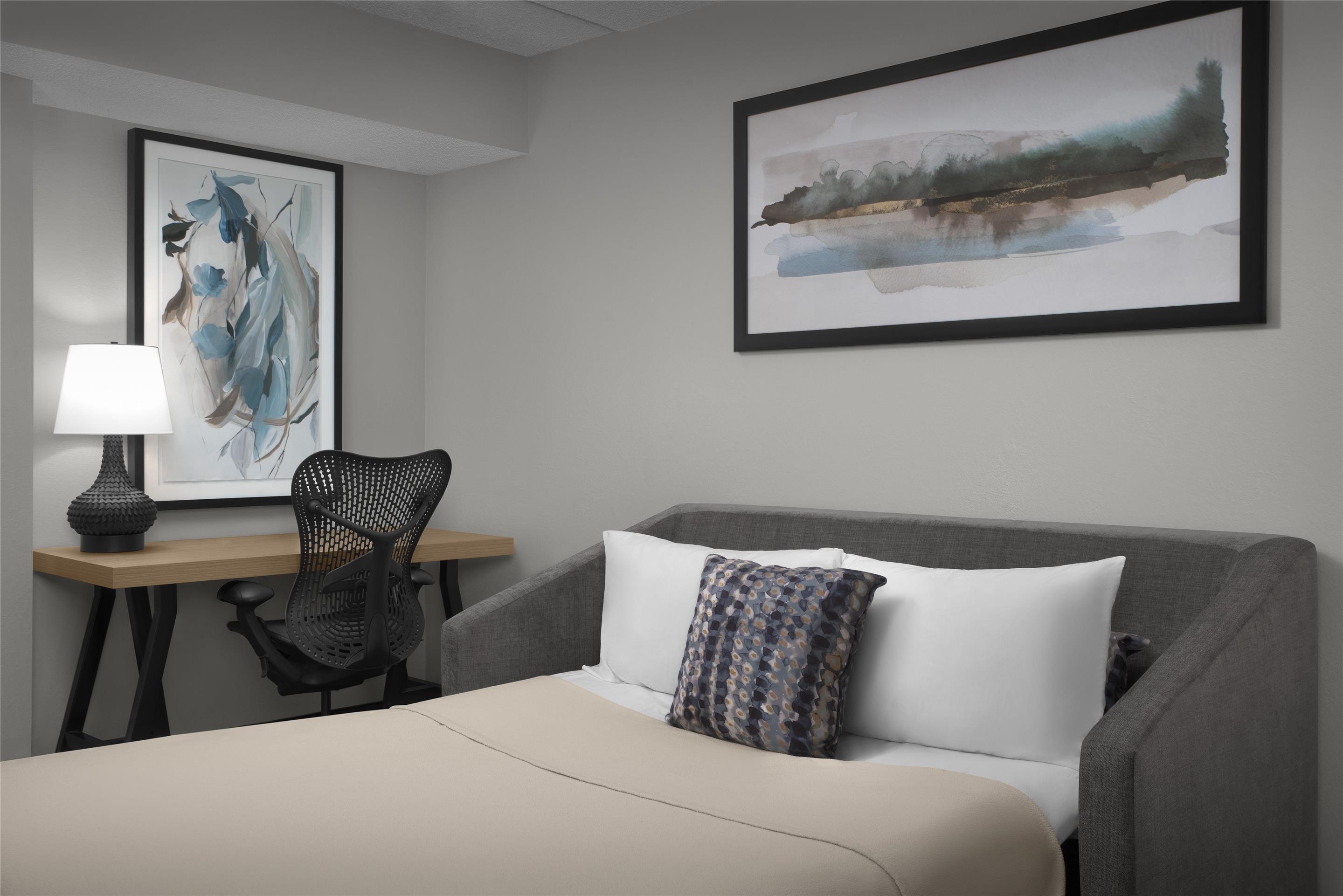 Guest room