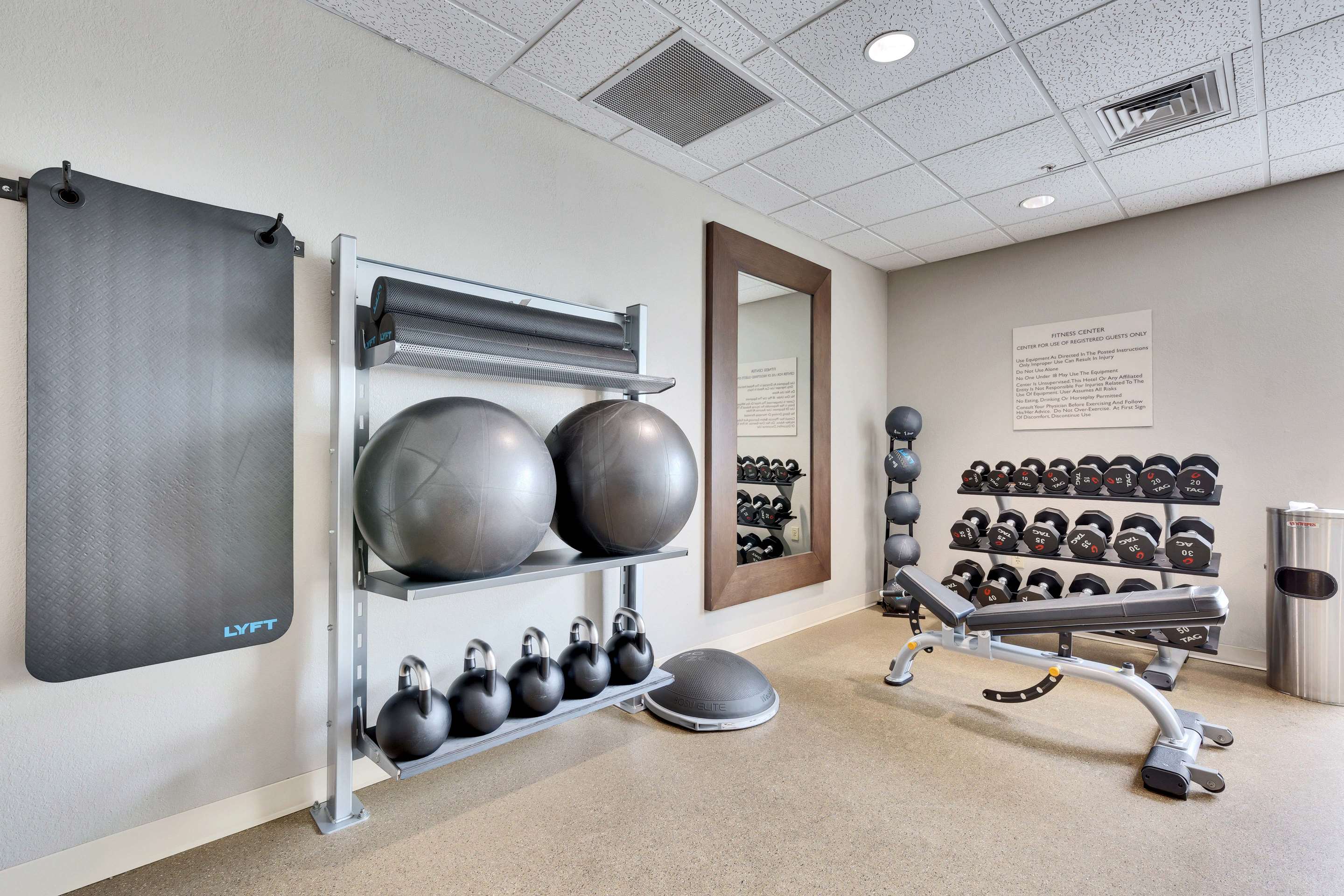 Health club fitness center gym | Hilton Garden Inn Austin NW - Arboretum