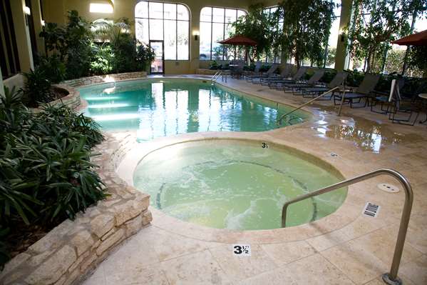 Pool - Embassy Suites Central Austin - I-35, Exit 240