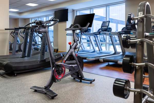 Fitness/ Exercise Room - Hilton Hotel Austin - I-35, Exit 234B