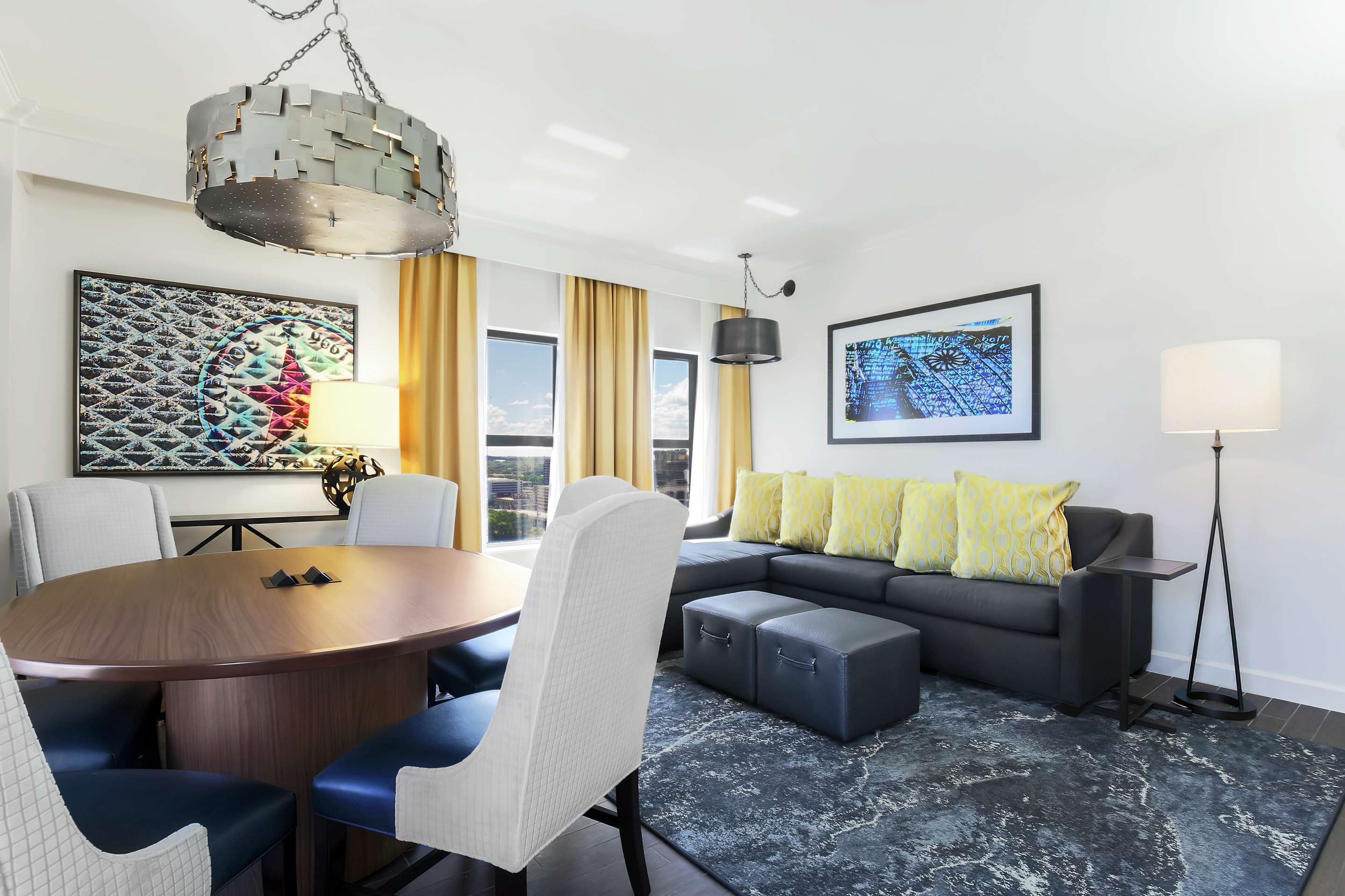 Guest room