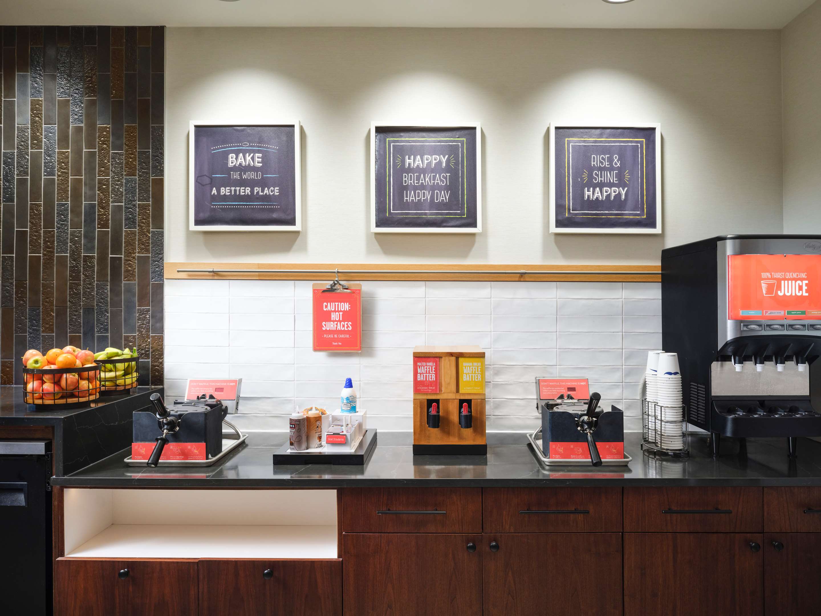 Breakfast Area | Hampton Inn & Suites Austin - Downtown / Convention Center