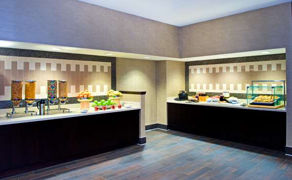 Amenities - Embassy Suites Arboretum Austin