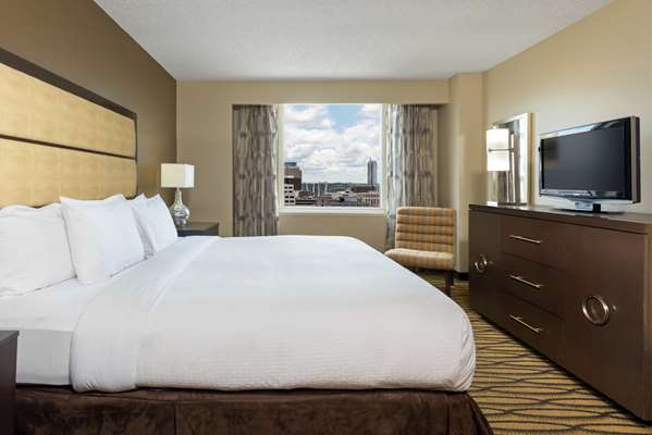 - DoubleTree Suites by Hilton Austin - I-35, Exit 235A
