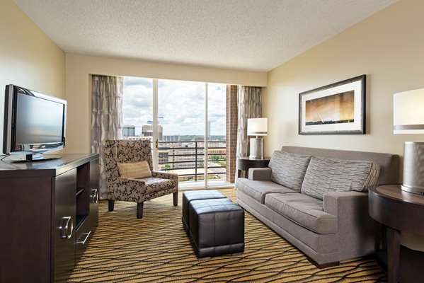  - DoubleTree Suites by Hilton Austin - I-35, Exit 235A