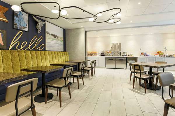 Amenities - DoubleTree by Hilton University of Texas Austin - I-35, Exit 235A