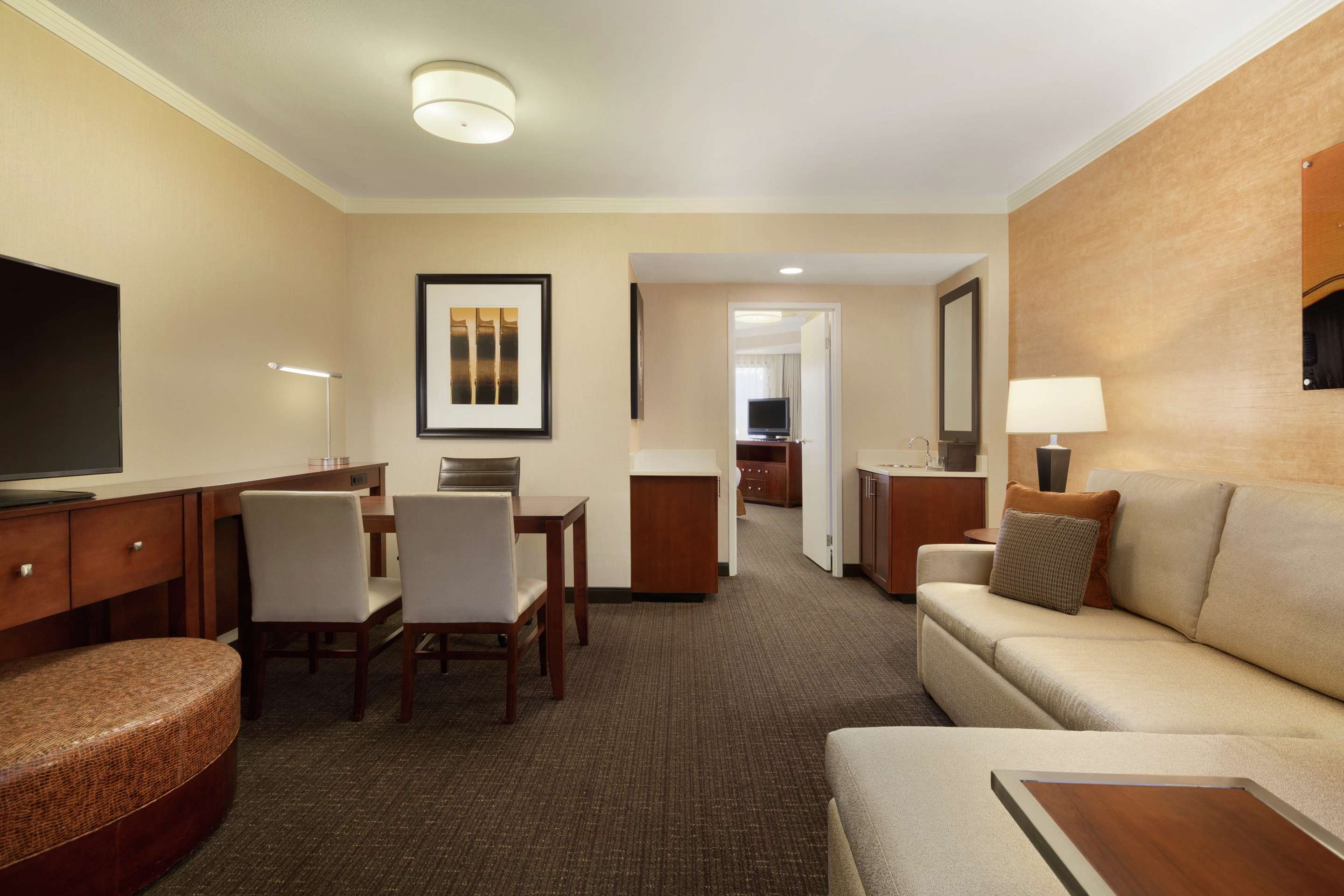 2 Bedrooms 2 Bath Suite - 1 King 1 Double Bed - Non-smoking