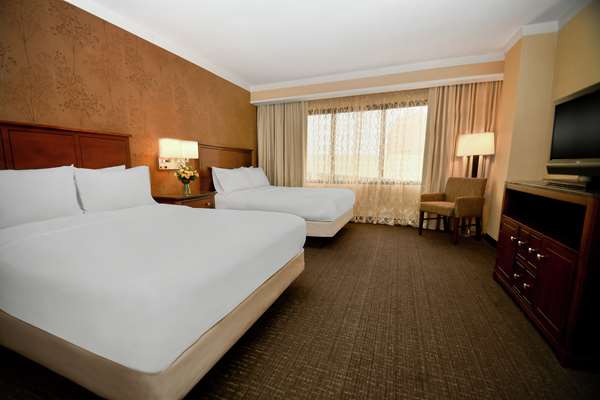  - Embassy Suites Downtown & Town Lake Austin