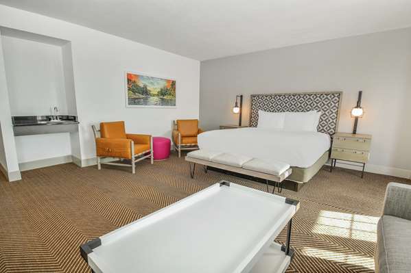  - DoubleTree by Hilton Austin - I-35, Exit 238