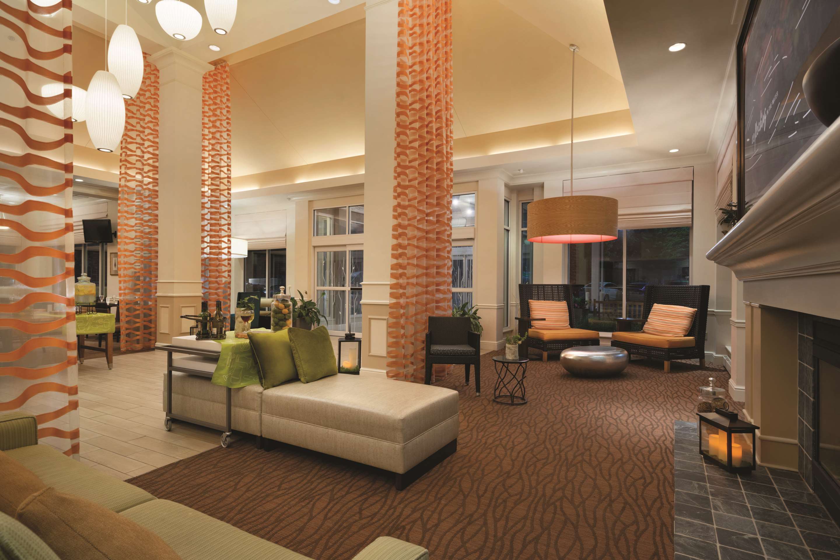 Lobby | Hilton Garden Inn Wilkes Barre