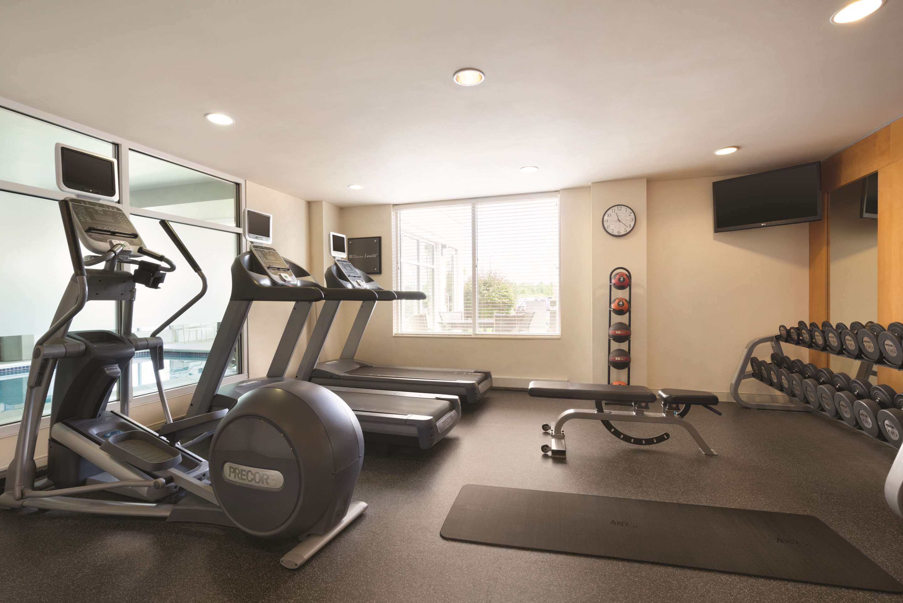 Health club fitness center gym | Hilton Garden Inn Wilkes Barre