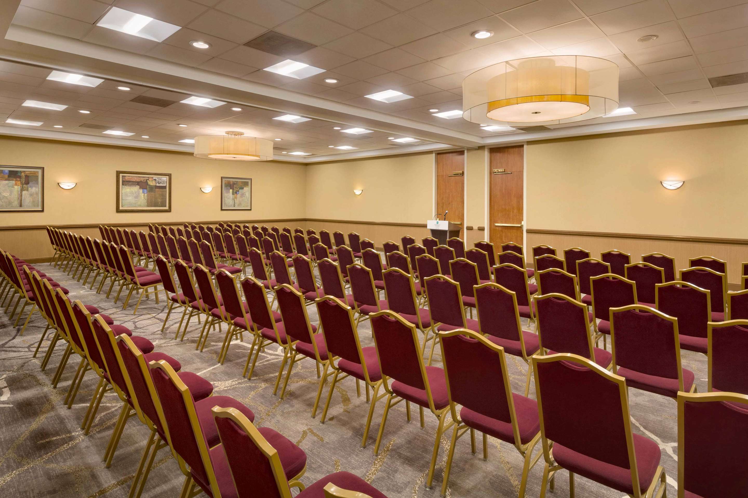 Meeting Room | Embassy Suites by Hilton Baltimore at BWI Airport