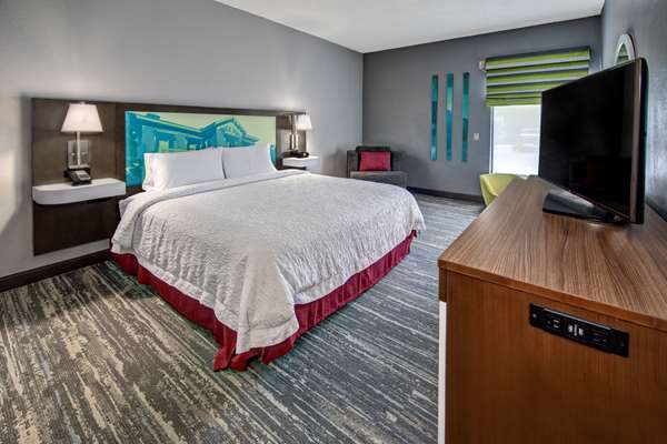  - Hampton Inn Batesville - I-55, Exit 243