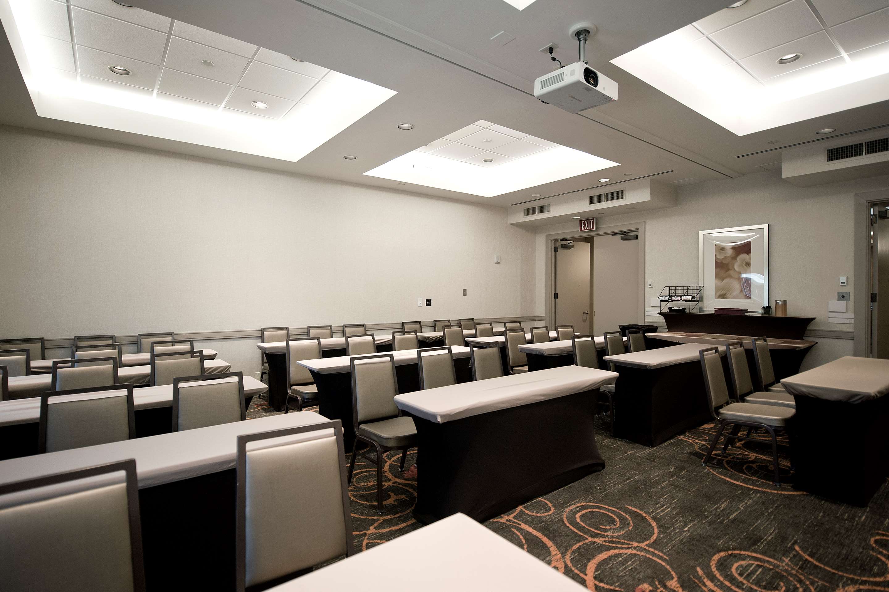 Meeting Room | Hilton Boca Raton Suites