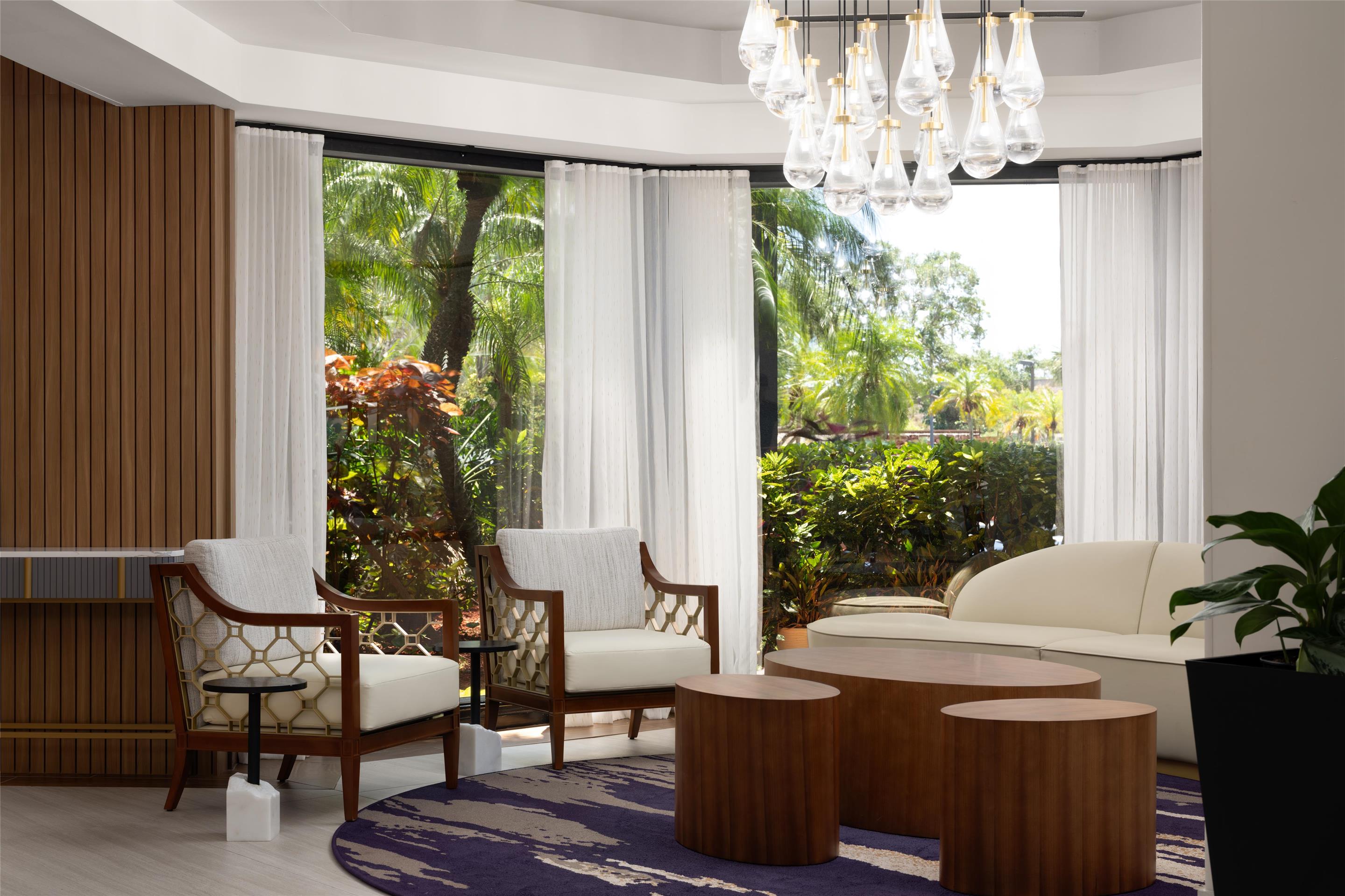 Lobby | Embassy Suites Boca Raton