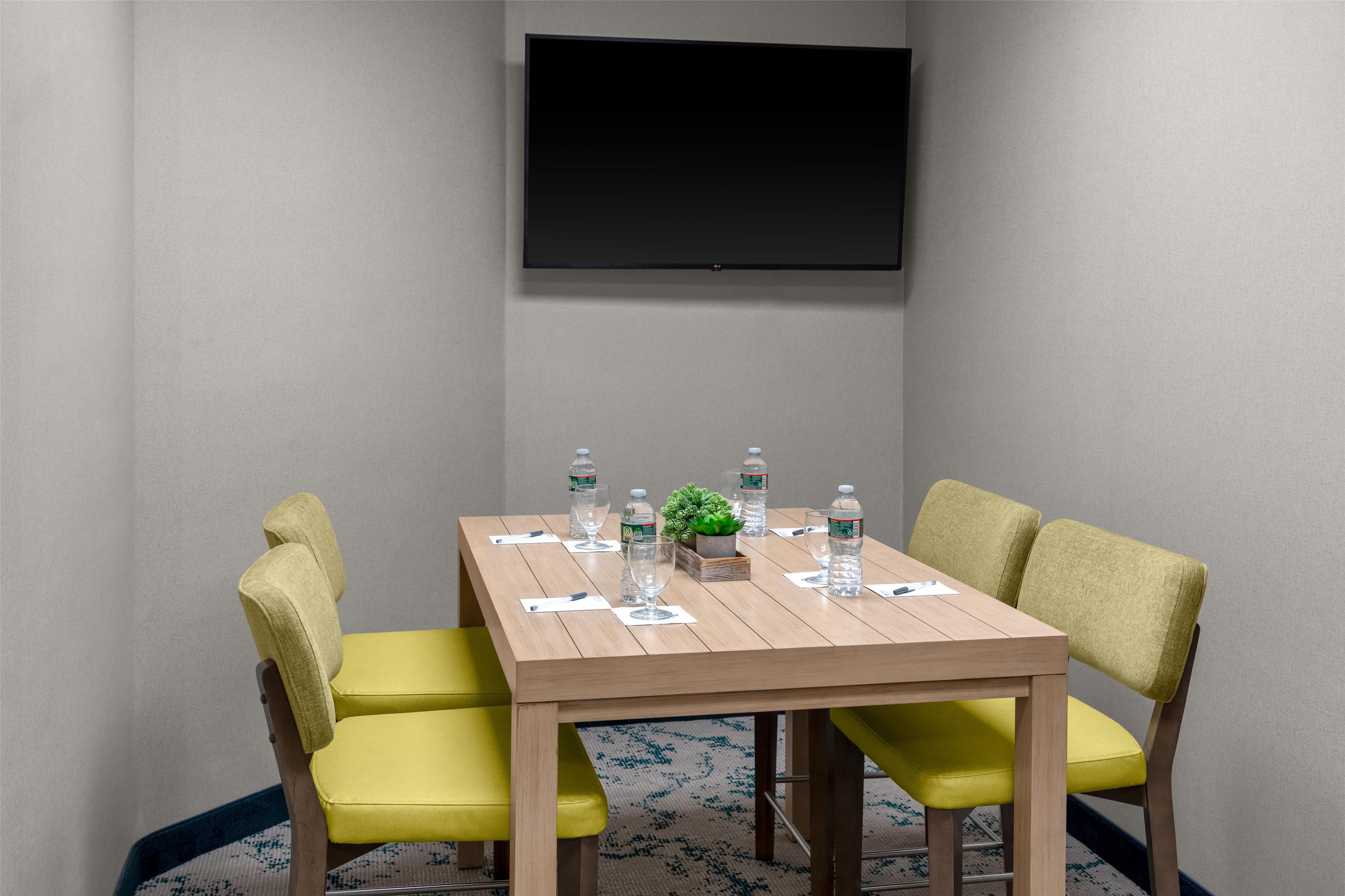 Meeting Room | Hilton Garden Inn Hartford South/Glastonbury