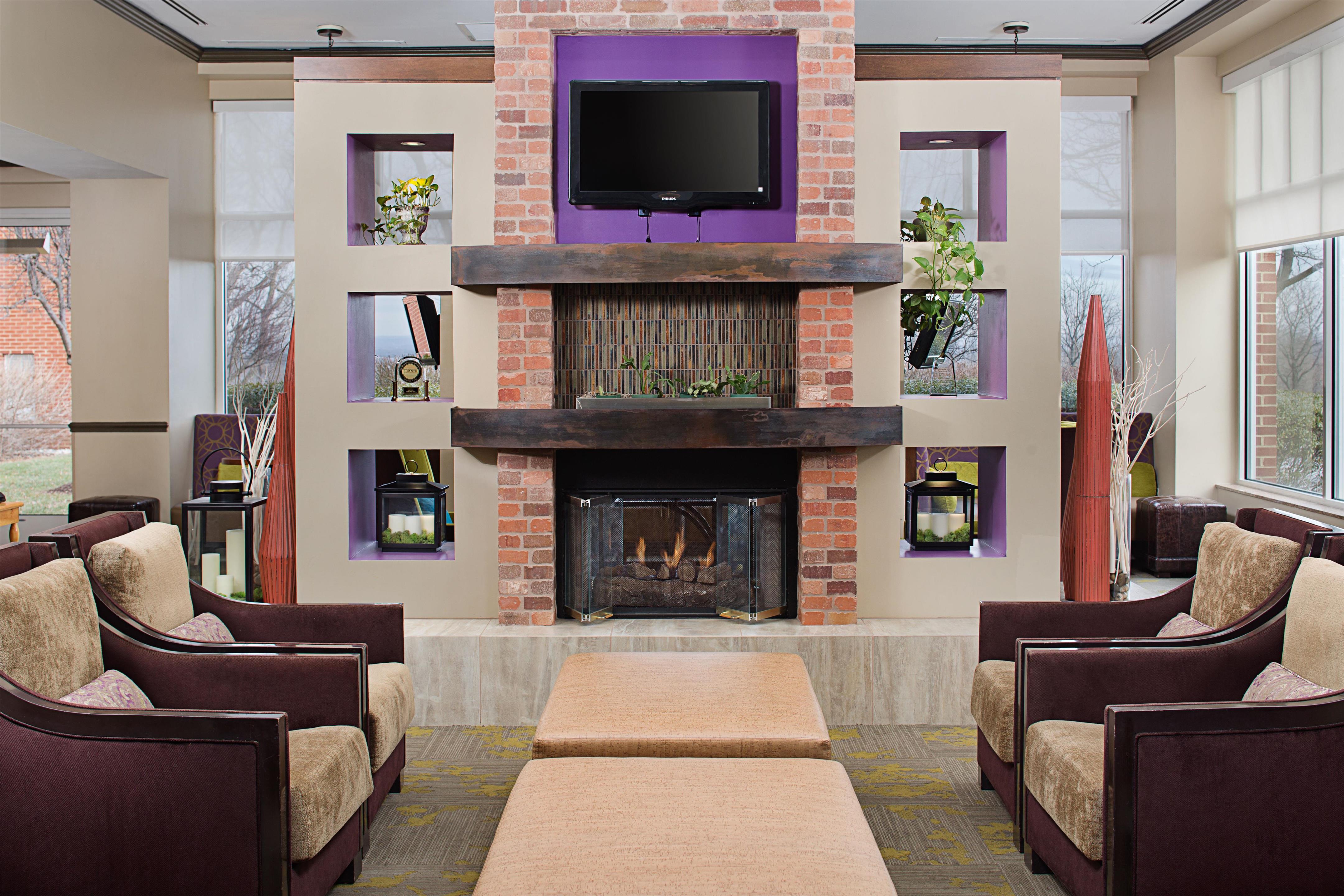 Reception | Hilton Garden Inn Hartford North/Bradley Int'l Airport