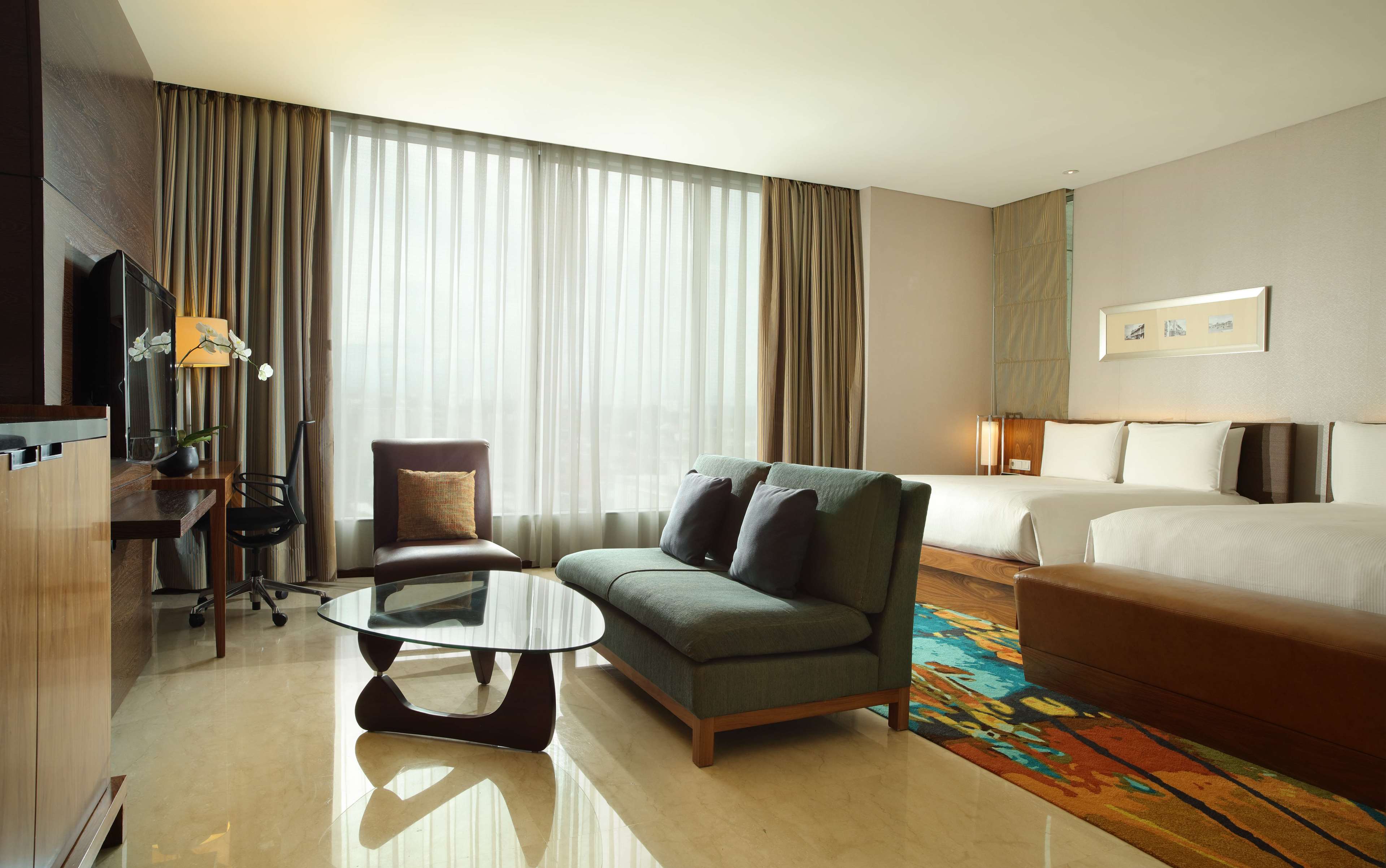 Hilton Bandung Room Type - 2 QUEEN EXECUTIVE ROOM